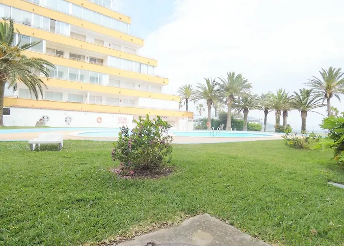 Apartment Center *